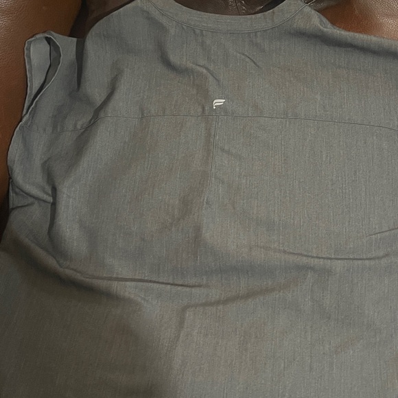 Fabletics Scrub Set - Picture 1 of 3